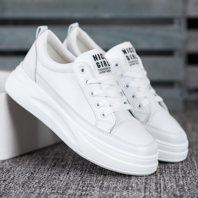 SHELOVET Tenisice na platformi The Nice Girl bijela 1