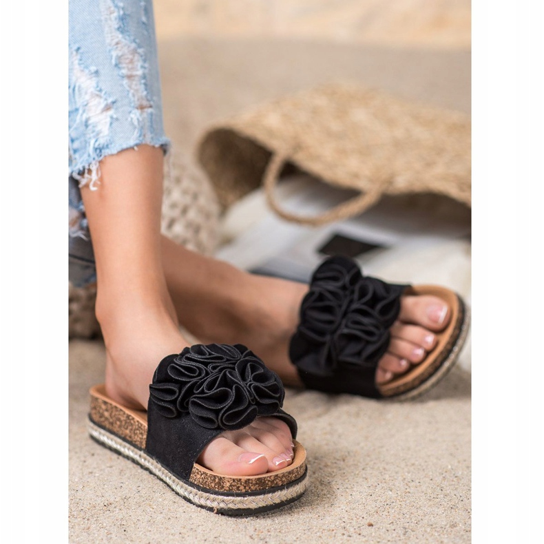 Udobne papuče s cvijećem VINCEZA crno 1