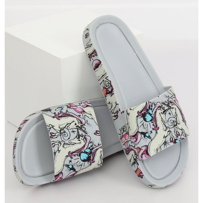 Jednobojne sive papuče CK83 Siva višebojan 1