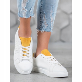 SHELOVET Bijele cipele s umetcima od antilopa bijela 2