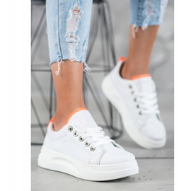 SHELOVET Modne tenisice na platformi bijela 1