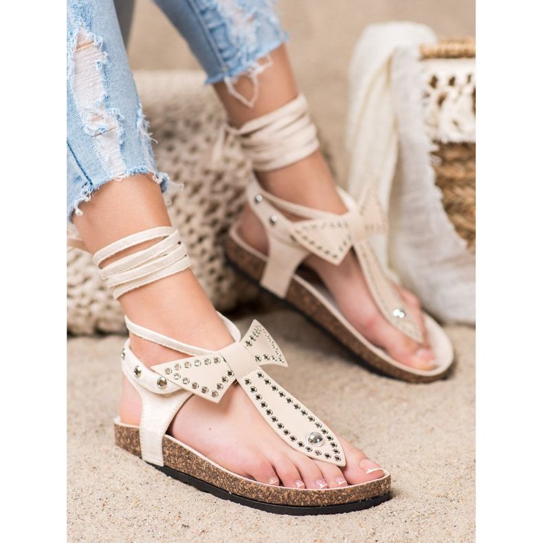 Seastar Sandale sa vezanim japankama smeđa 1