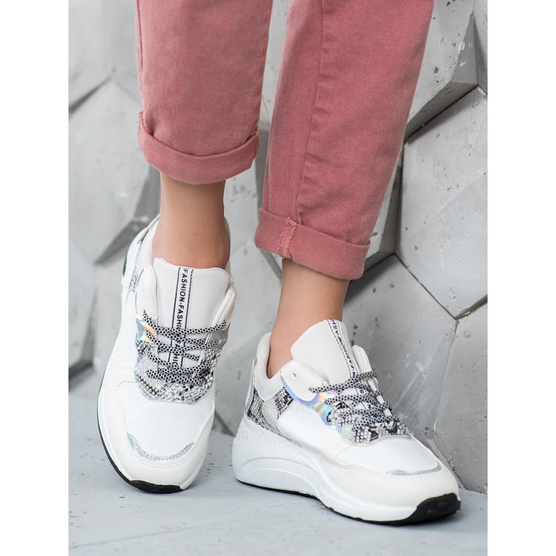 SHELOVET Tenisice sa zmijskim printom bijela višebojan 2