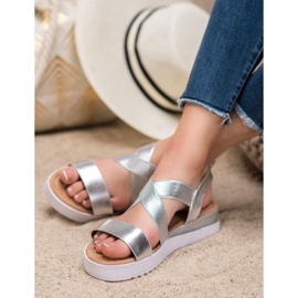 SHELOVET Srebrne sandale s elastikom siva 2