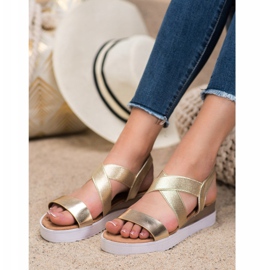 SHELOVET Zlatne sandale s elastikom zlatni 1