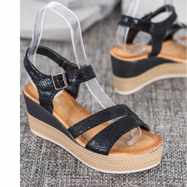 Sea Elves Udobne sandale crna 1