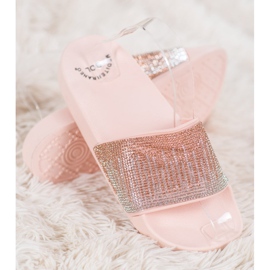 SHELOVET Udobne papuče s kubnim cirkonijem ružičasta 1