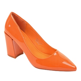 Narančaste pumpe na stupu LE061P narančasta 1