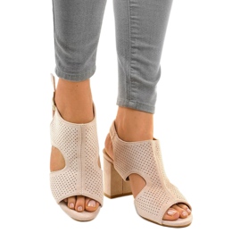 Bež otvorene sandale s krojem 99-33A 1