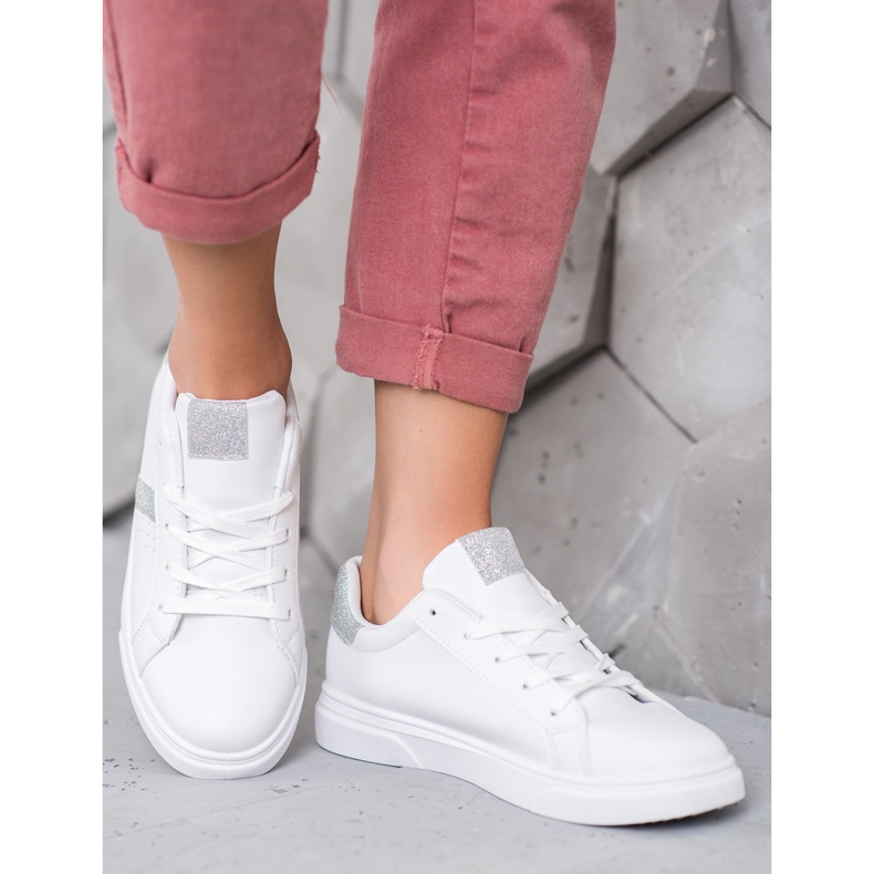 SHELOVET Sportske cipele sa sjajem bijela 1