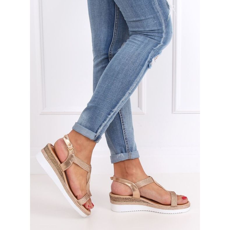 Sandale na klin sa šampanjcem L6629 Šampanjac ružičasta 2