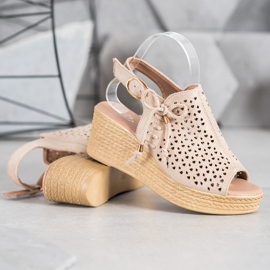 Small Swan Udobne ažur sandale smeđa 1