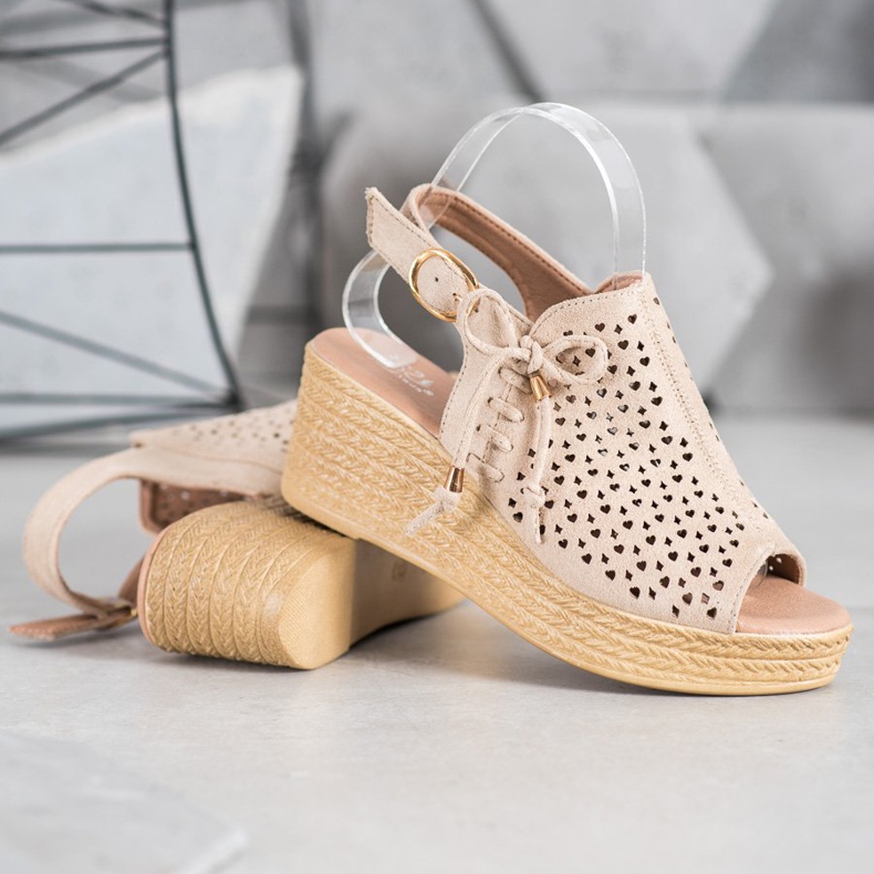 Small Swan Udobne ažur sandale smeđa 1