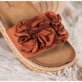 Small Swan Papuče od antilopa s ukrasima raznobojna naranča 1