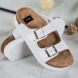 SHELOVET Bijele papuče na platformi bijela 1