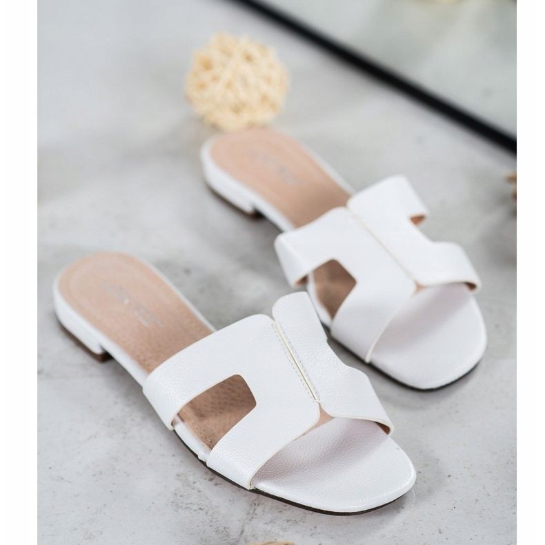 SHELOVET Klasične eko kožne papuče bijela 1