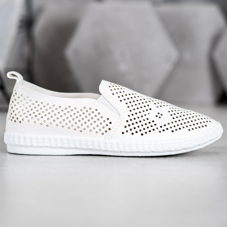 GOLL Ažur bijeli sliponi bijela 1