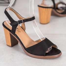 SHELOVET Crne sandale od antilopa crna 1