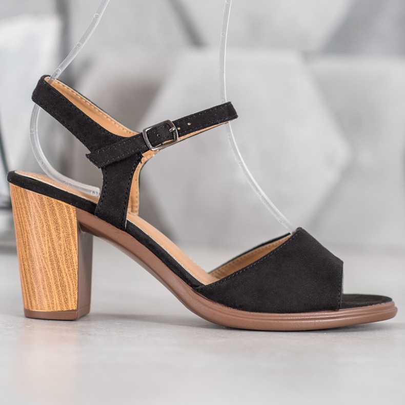 SHELOVET Crne sandale od antilopa crno 2