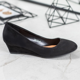 SHELOVET Crne pumpe na klin crna 2