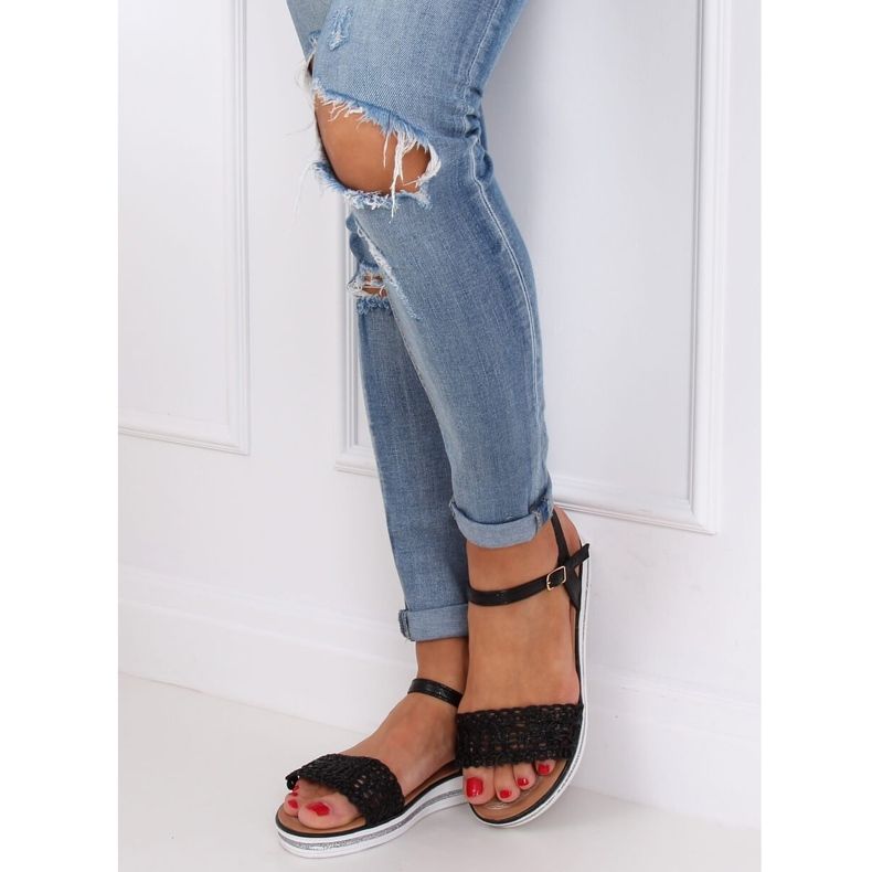 Crne ženske sandale 35-197 Crne crna 1