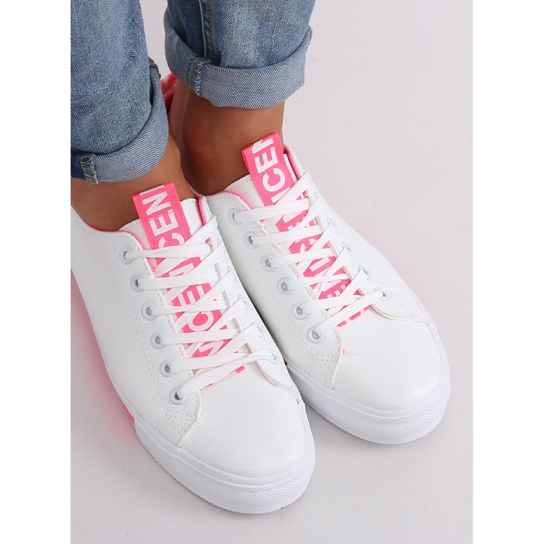 Bijele ženske tenisice CC-17 Fushia bijela ružičasta 1