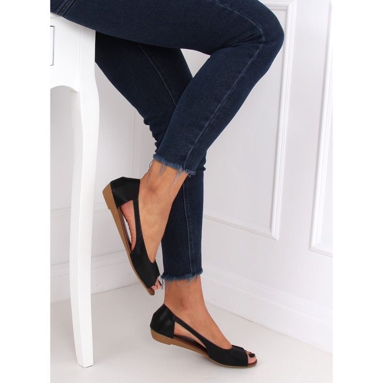 Crne NH-23P Crne balerine izložene crna 1