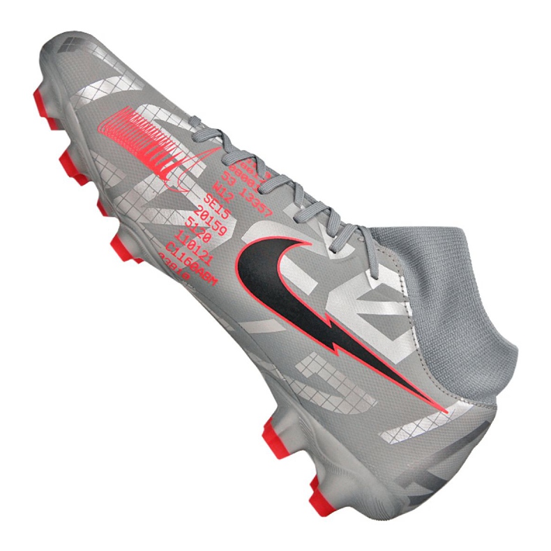 Nike tenisice za nogomet Superfly 7 Academy Mg M AT7946-906 višebojan srebro 1