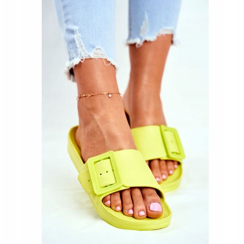 Ženske papuče Big Star sa zelenom kopčom FF274A390 zelena 2