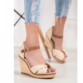 SHELOVET Sandale s visokim potpeticama smeđa 1