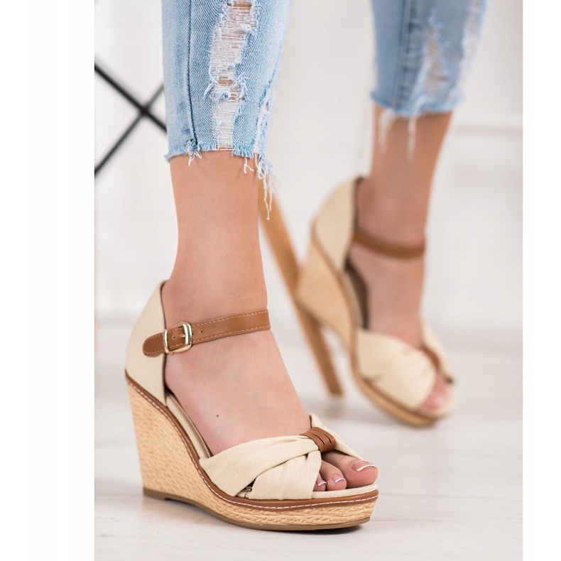 SHELOVET Sandale s visokim potpeticama smeđa 1