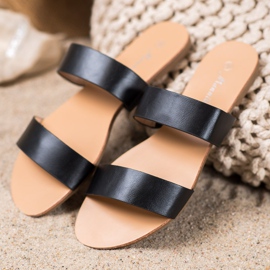 Mannika Klasične eko kožne papuče crna 1