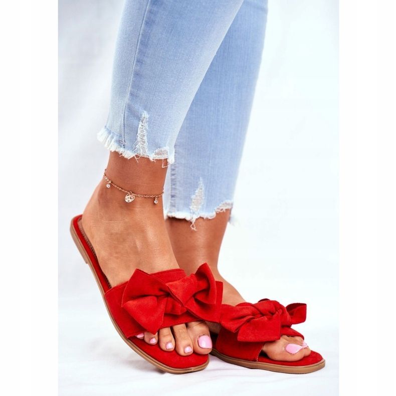 Malezijske ženske papuče s crvenim mašnama crvena 1