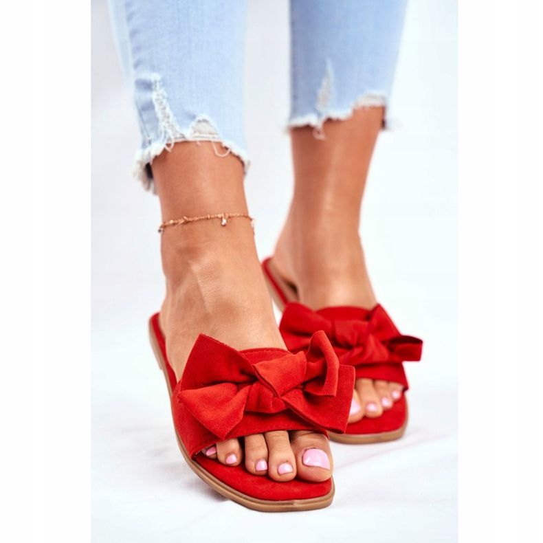 Malezijske ženske papuče s crvenim mašnama crvena 2