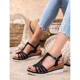 Mannika Udobne sandale na klin crna 2