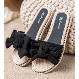 Anesia Paris Elegantne papuče od antilopa crna 2