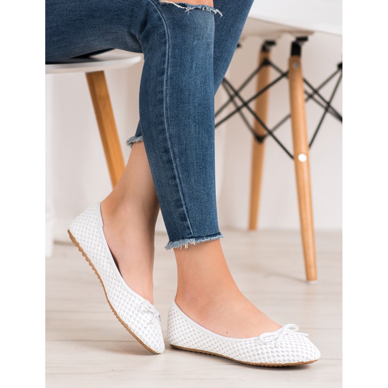 Small Swan Balerine s pletenicama bijela 1