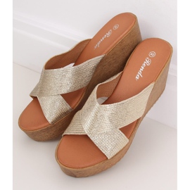 Papuče sa zlatnim klinom 10-235 Gold 2