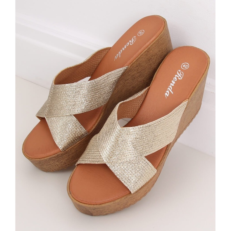 Papuče sa zlatnim klinom 10-235 Gold zlatna 2