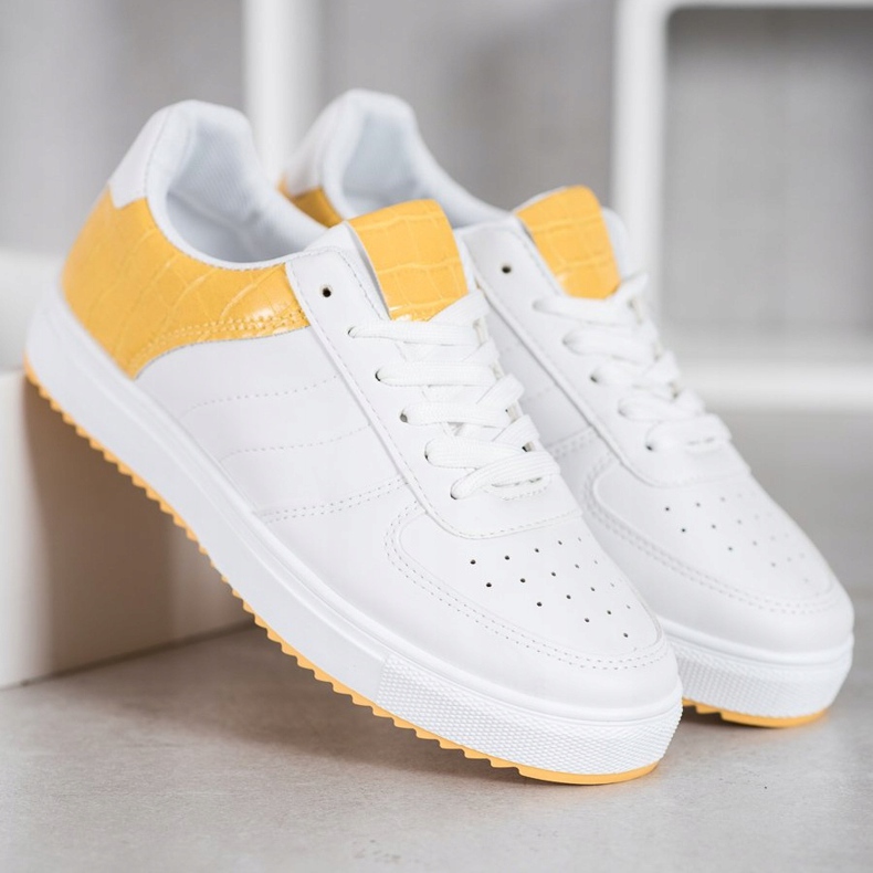 SHELOVET Elegantne cipele na platformi bijela 1