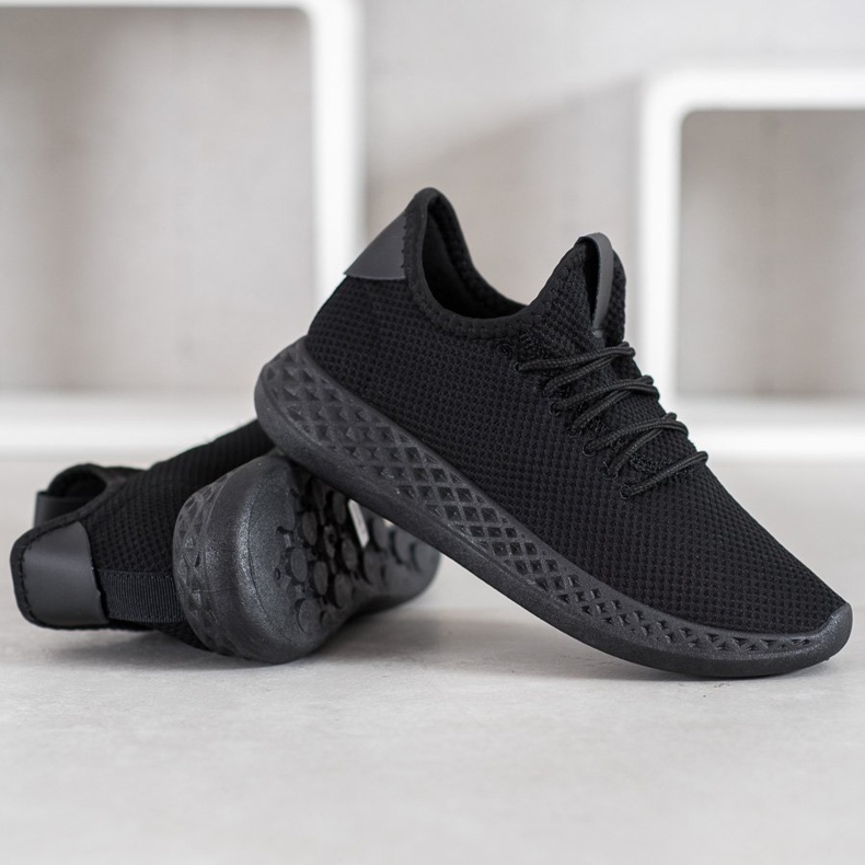 SHELOVET Udobne ažurne cipele crno 1