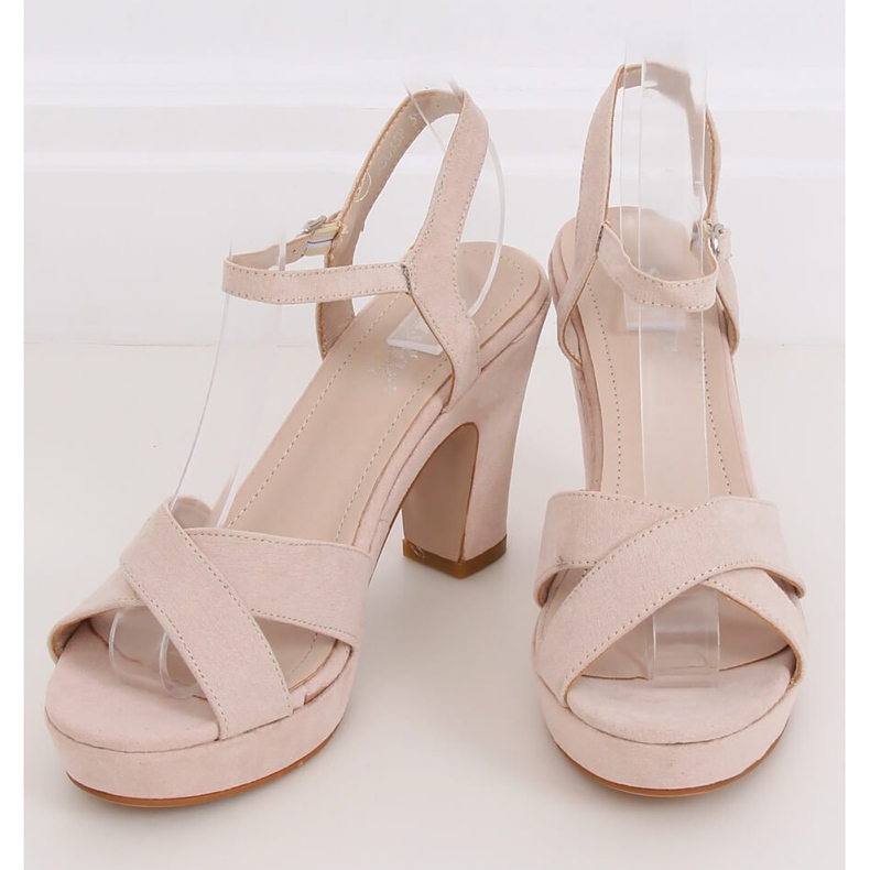 Sandale na bež stupu NS033P Bež 1