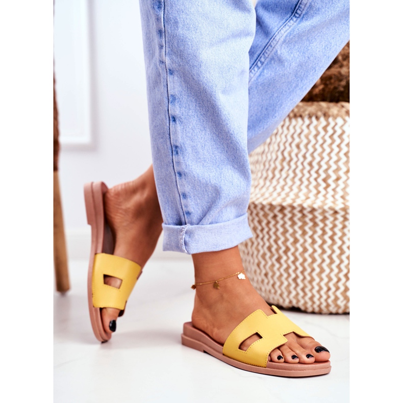 BUGO Ženske papuče Žuta Geometrijska klasična Theodora žuta boja 2