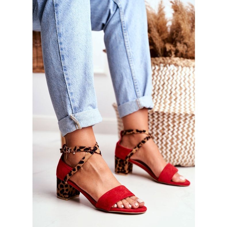 Lu Boo sandale Crvena pantera na pošti Dora 1