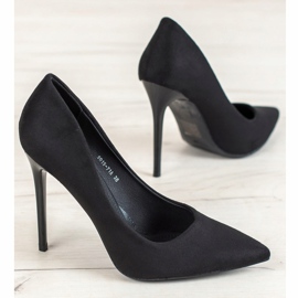 Small Swan Crne štikle od antilopa crno 1