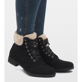 Crne izolirane čizme na vezanje C-7100 crno 2