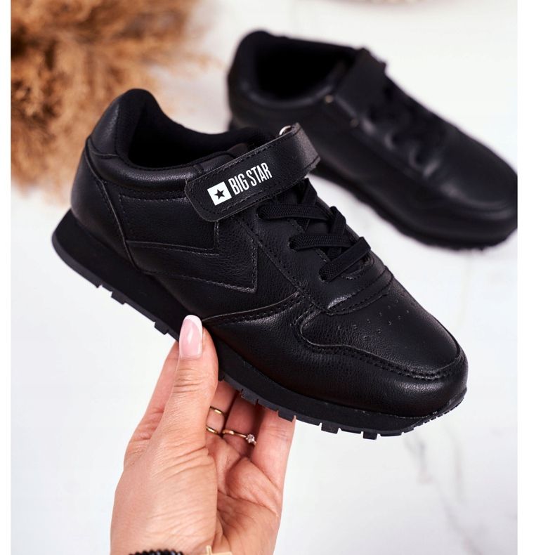 Sportske dječje cipele Big Star s čičak -crnom GG374059 2