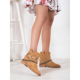 Bella Paris Čizme s ukrasnim prugama smeđa 1