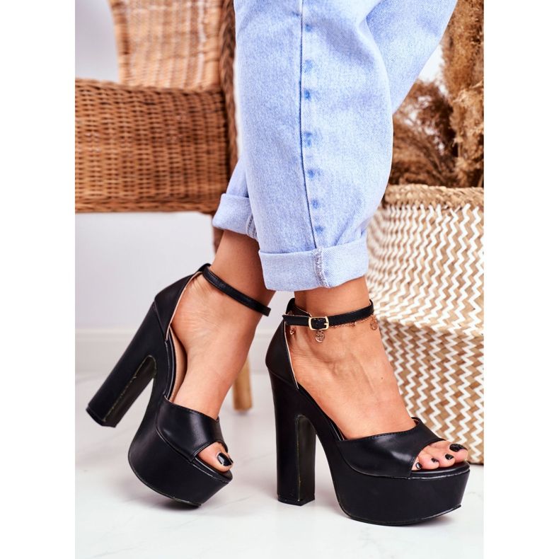 LU BOO Visoke crne sandale na platformi HighShoes platforme crna 2