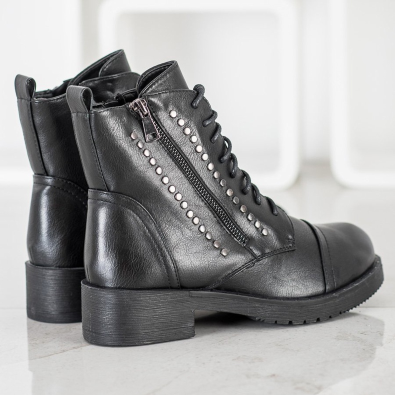 J. Star Topli radnici sa kamenčićima crna 1